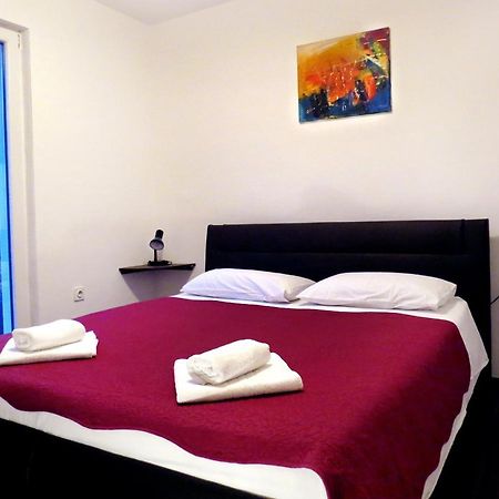 Apartment Jadro Супетар Екстериор снимка
