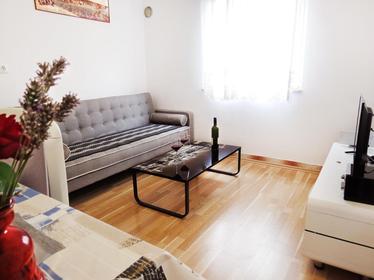 Apartment Jadro Супетар Екстериор снимка